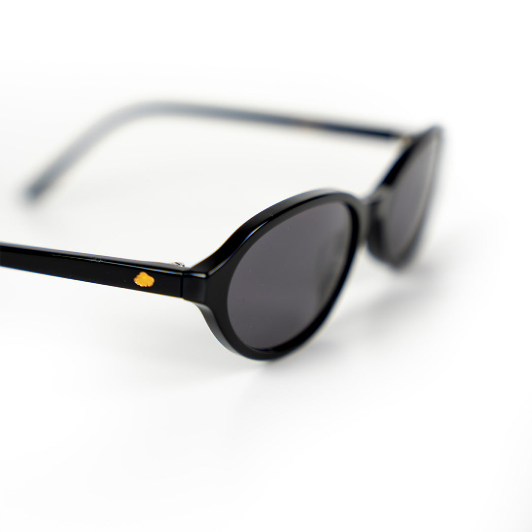 Junoon | Black